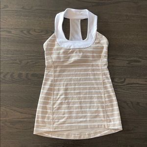 Lululemon Scoop Neck Tank with Built-in Shelf Bra